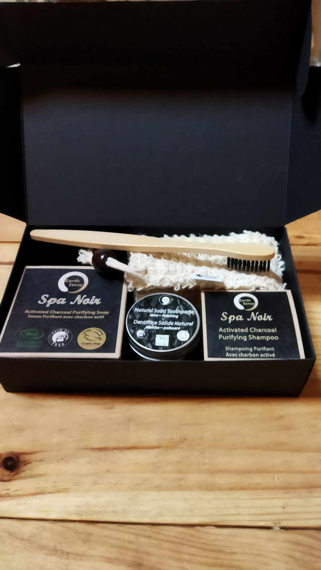 Bio-zertifizierte Spa Noir Seife – mit Aktivkohle (90 g)