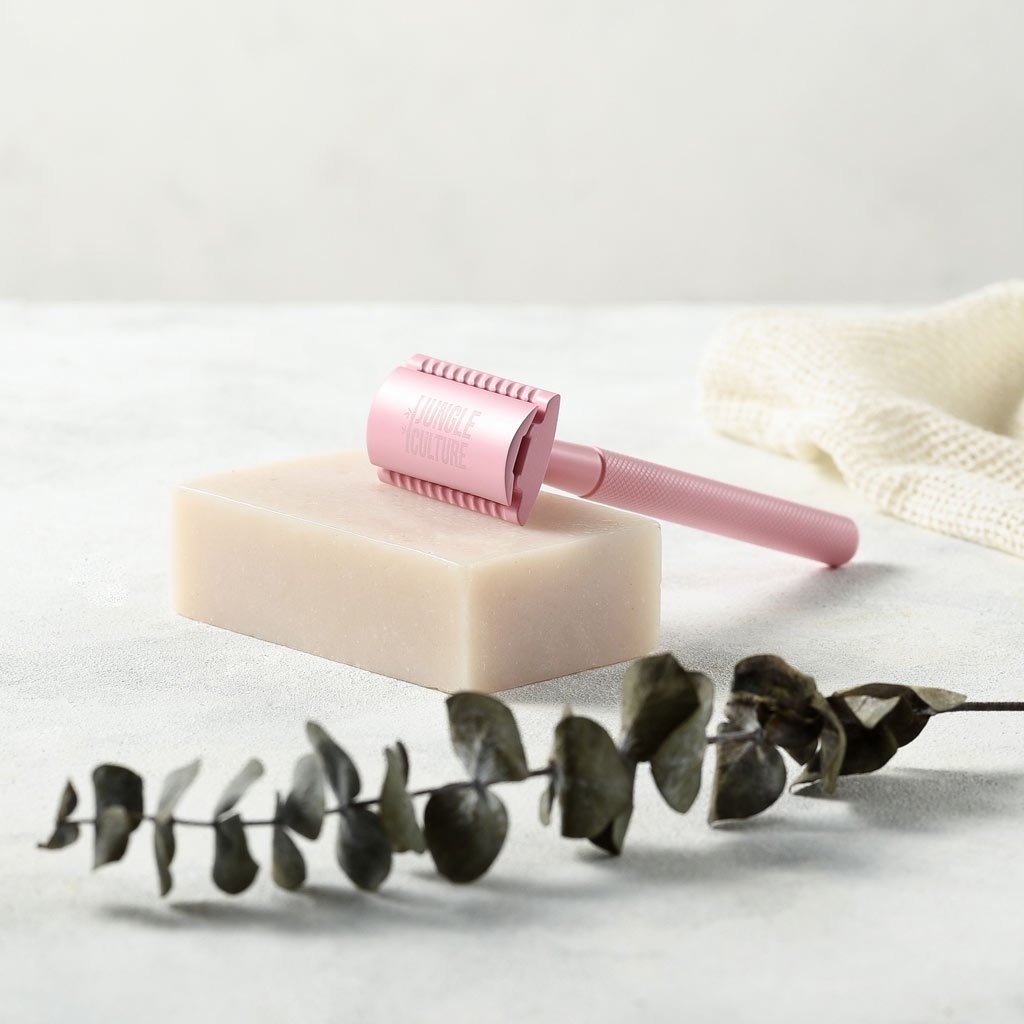 Plastikfreie Rasierseife – Feste Naturseife für die Rasur (100 g)-4